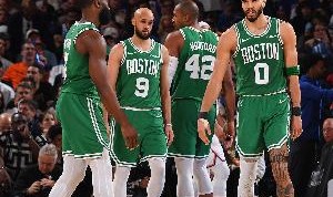 皮尔斯：绿军一直有浪费比分领先问题 球队打法成也三分败也三分